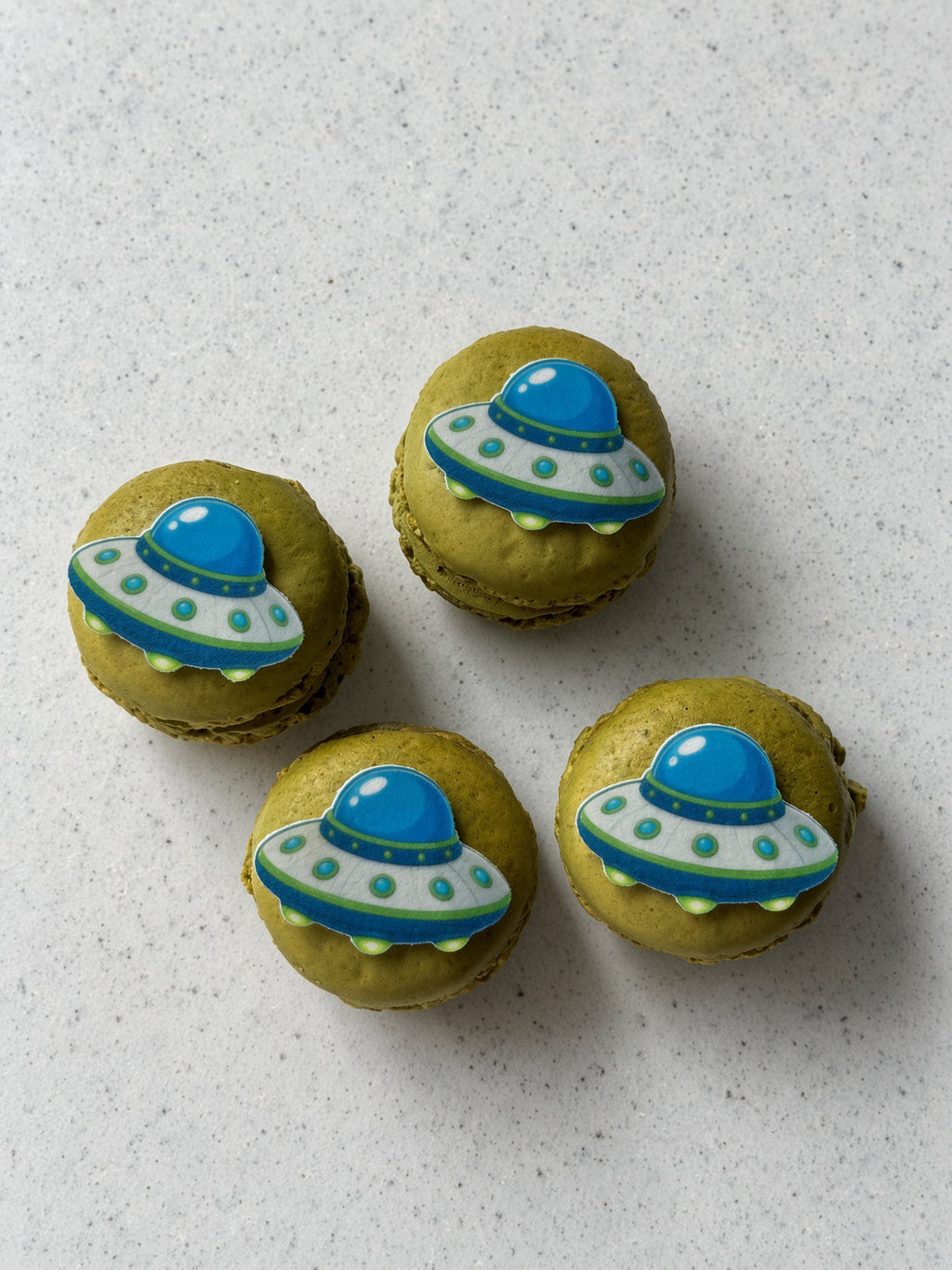 Ätbara toppers tema rymd ca 3 cm
